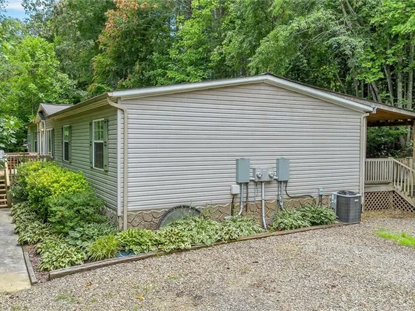 629 Gunters Hill Rd, Boomer, NC 28606