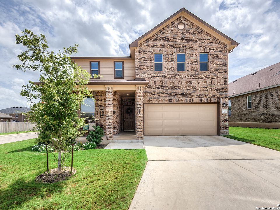 1st image of 1402 Bluejay Court