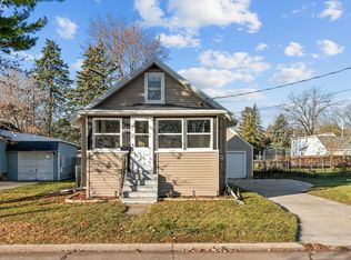 1523 N Hall Ave, Appleton, WI 54911