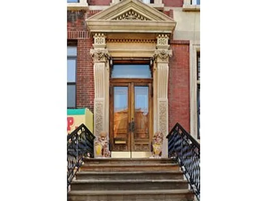 Sold by Corcoran | media 3