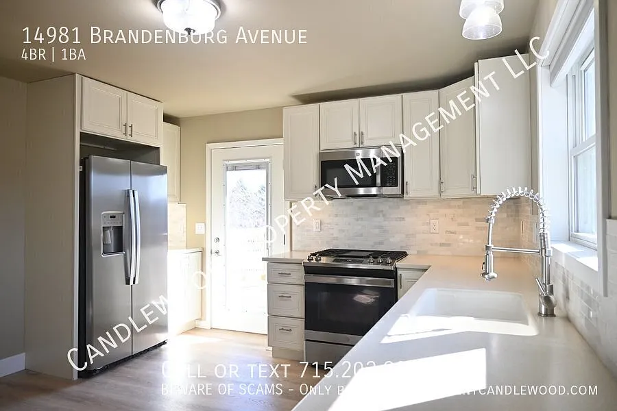 Recently Updated 4 Bedroom Split-Level Single Family Home Available October 1st! — Photo 4
