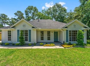 11844 Oakridge Manor Dr, Willis, TX 77318