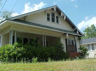 824 N 10th Ave, Laurel, MS 39440