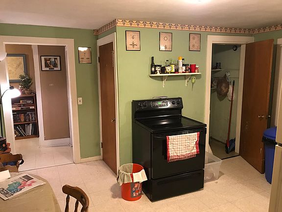 3rd image of 218 Main St #7