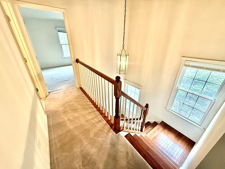 4028 Heatherstone Ct — Photo 17