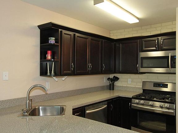 4th image of 7387 S Delaine Dr #30