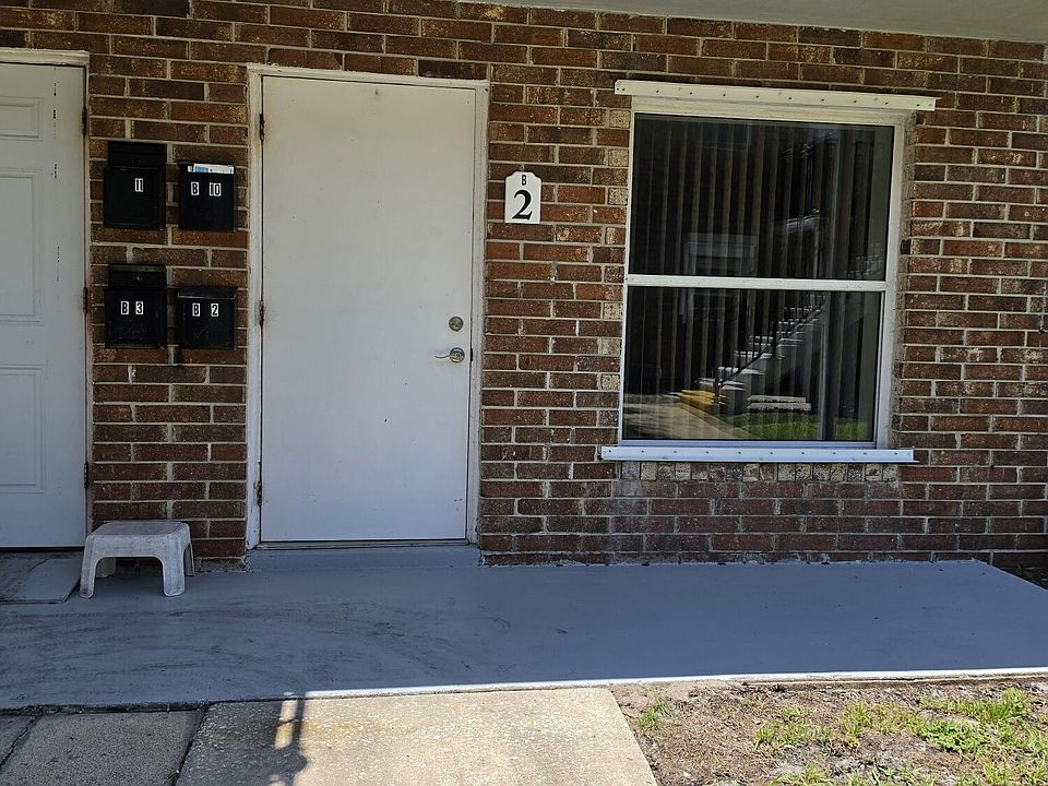 1st image of 190 E Olmstead Dr Unit B2