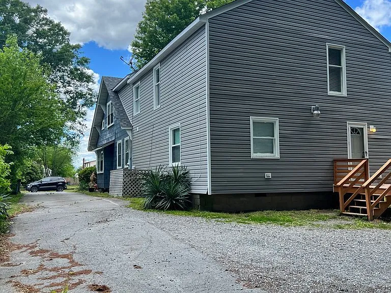913 Hamilton Ave #B — Photo 3