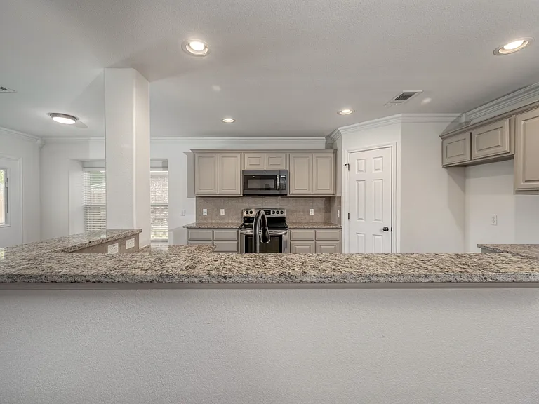 1438 Pintail Dr — Photo 9