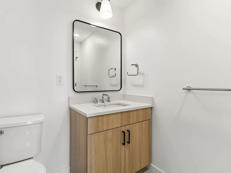 2454 Lafayette Rd #201 — Photo 21