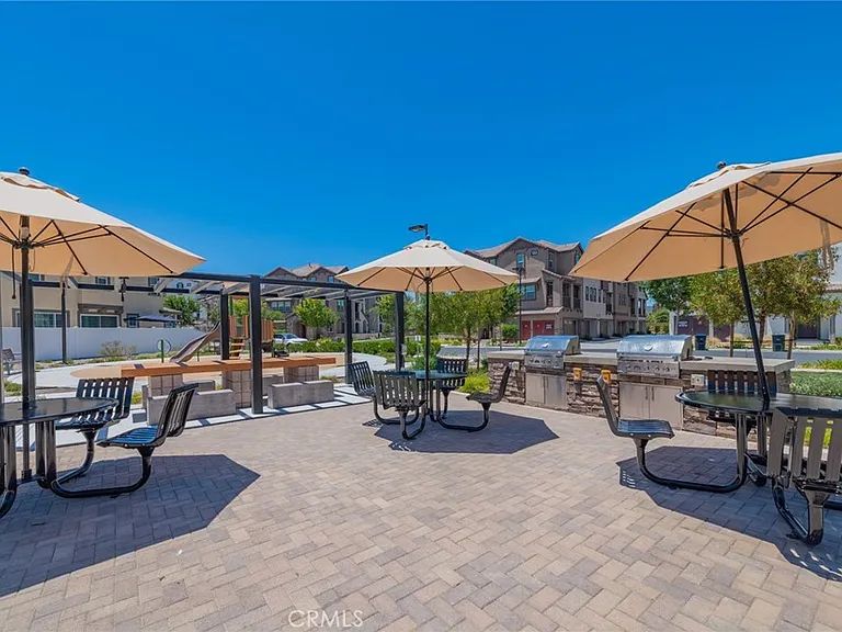 40277 Birchfield Dr — Photo 32