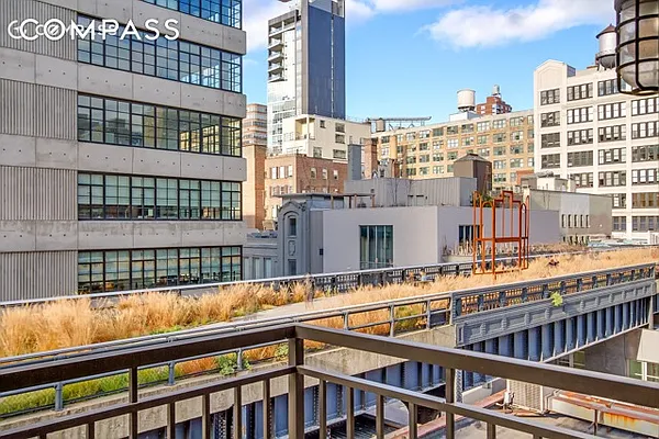 Rented by Compass | media 37