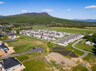 140 Alnwick Ct, Harrisonburg, VA 22801