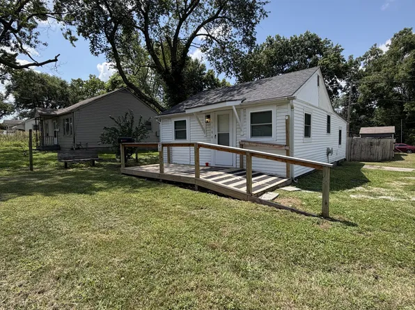 1100 S Savage St, Independence, MO 64050