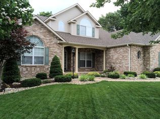 1 Wolfe Creek Ct, Glen Carbon, IL 62034