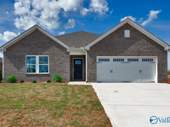 165 Whitner Dr, Hazel Green, AL 35750