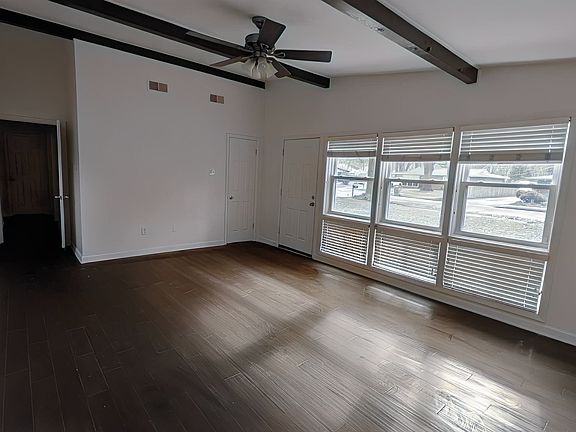5th image of 5180 Warfield Dr