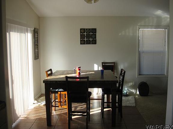 3rd image of 2736 Emerson Ave