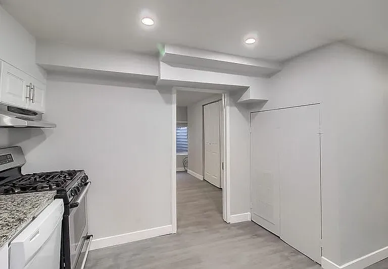 1736 King St #B — Photo 13