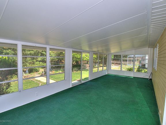 3rd image of 37 Doral Dr