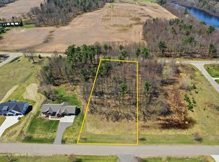 2100 Peninsula Pl, Junction City, WI 54443