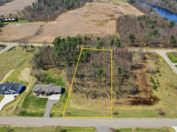 2100 PENINSULA PLACE, Junction City, WI 54443