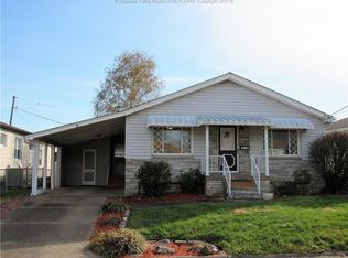 328 26th St, Dunbar, WV 25064