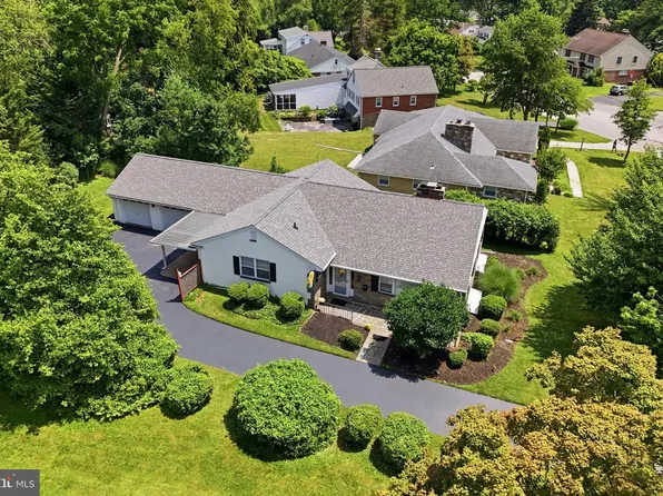 276 Ellis Rd, Havertown, PA 19083