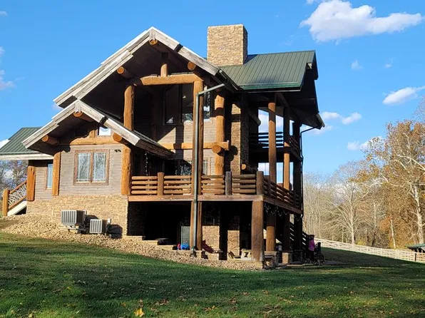 819 Fox Valley Rd, Marion, VA 24354