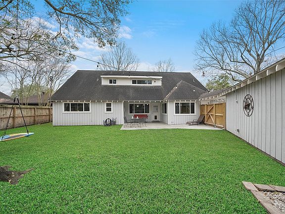 5th image of 4251 Crownwood Dr