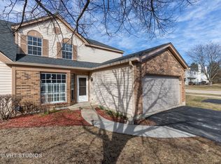 80 Wiltshire Ct, Gurnee, IL 60031