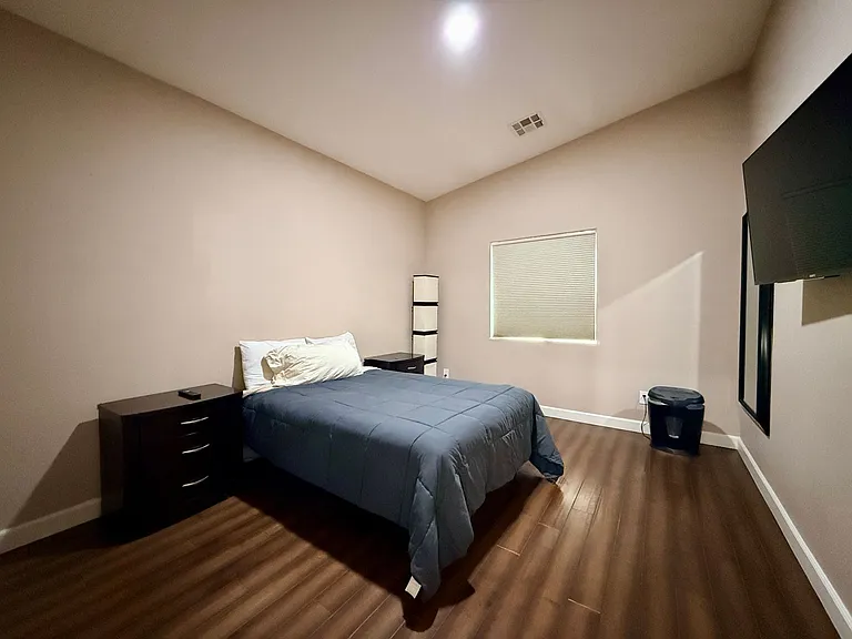 8565 Hogan Falls Cir — Photo 14