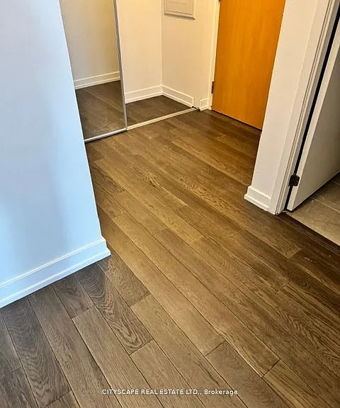 11 Wellesley St W #708 — Photo 4