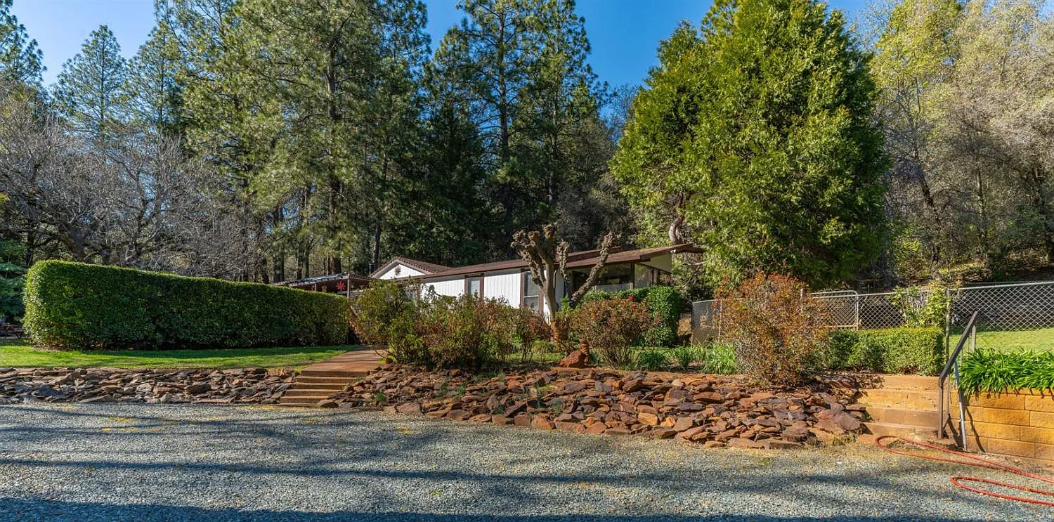 12901 New York Ranch Rd photo 1