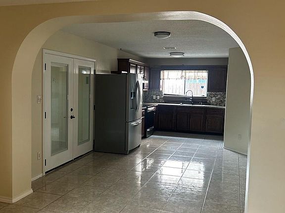 5th image of 2054 Baja Cir