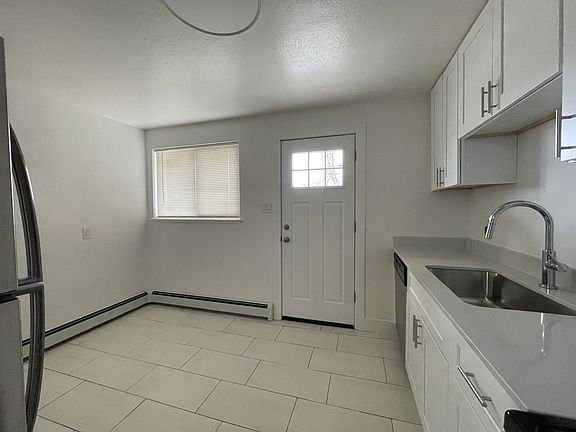 4th image of 762 N Vrain St #762