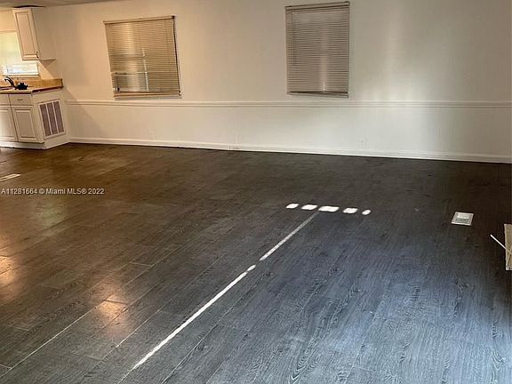 3rd image of 3028 SW 50th St #1