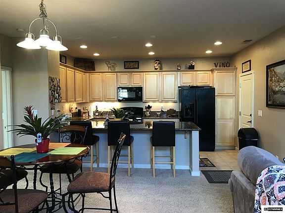 4th image of 1175 Fairway Vista Ln