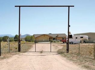 185 W Valleri Ann Rd, Paulden, AZ 86334