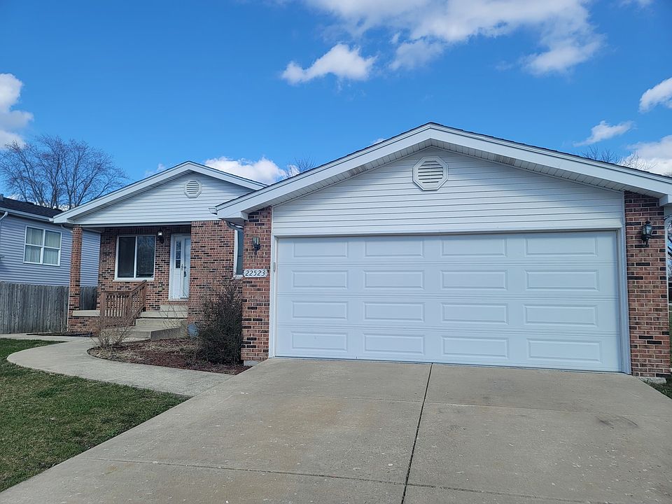 1st image of 22523 Plum Creek Dr