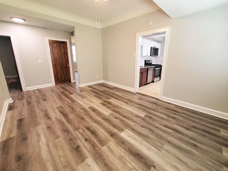 5724 N Mozart St #GARDEN — Photo 7