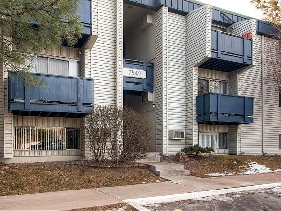 5th image of 7569 W 72nd Ave