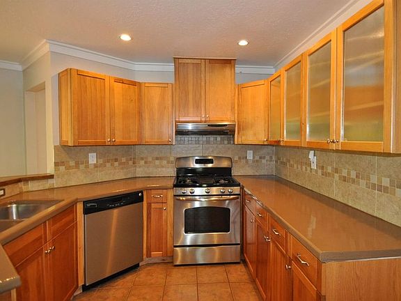 2nd image of 13610 Torrey Pines Dr