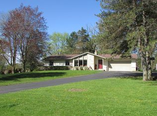N3951 Vista Rd, Sullivan, WI 53178