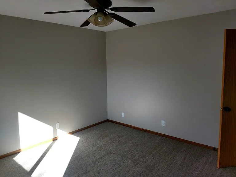 MA bedroom