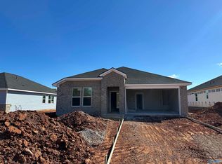 128 Harvest Moon Dr, Harvest, AL 35749
