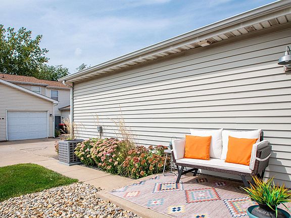 5th image of 3841 W Palmyra Ct