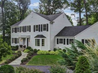 40 Timber Rock Trl, Bernardsville, NJ 07924