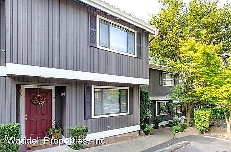 3rd image of 11424 NE 67th St #8
