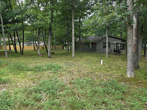 3rd image of 8085 Collen Ave